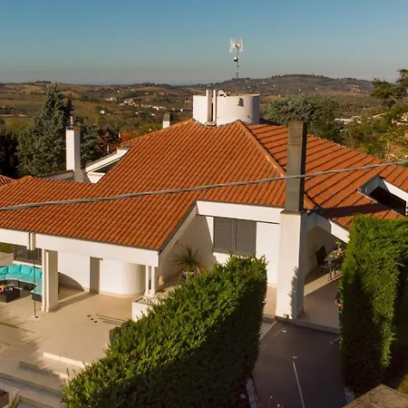 Вилла Vae Victis 6, Emma