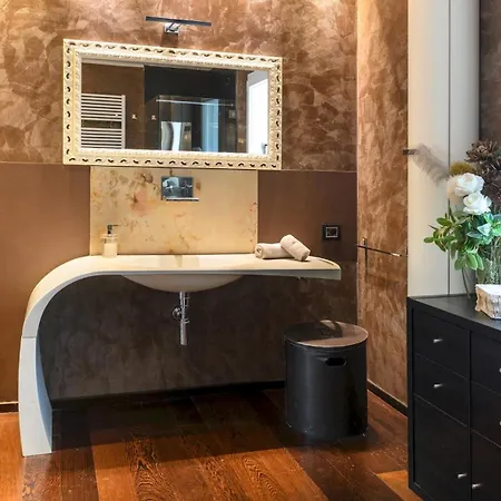 Вилла Vae Victis 6, Emma