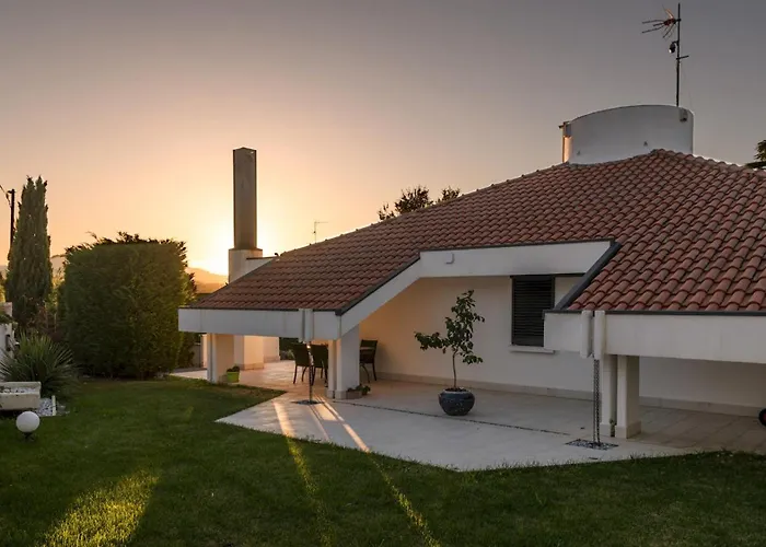 别墅 Vae Victis 6, Emma